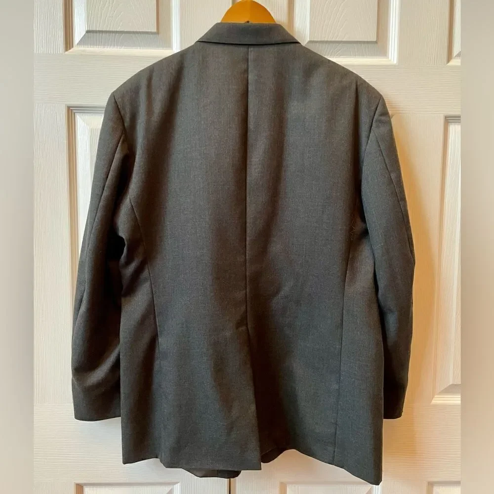 GRAY 2 BUTTON BLAZER BY BARRINGTON SIZE 46R EUC